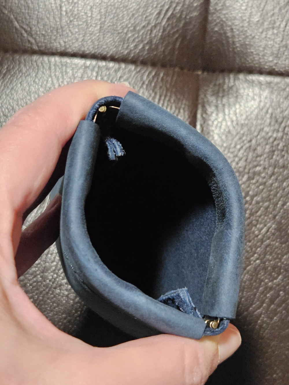 Portland Leather Squeeze Eyeglass Case - Deep Water - Picture 3 of 3